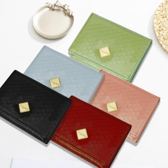 AUGUST 18 Small Trifold Slim Wallet ID/Photo Card Holder For Women - Picture 7 of 7